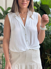 Load image into Gallery viewer, Button Up Short Sleeve Top
