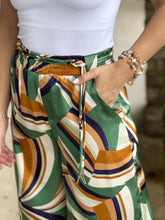 Load image into Gallery viewer, &quot;Hanna&quot; Multicolor Pocketed High Waisted Pants
