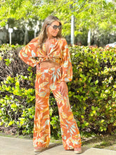 Load image into Gallery viewer, &quot;Candela&quot; Long Sleeve Crop Blouse And Matching High Waisted Pants
