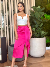 Load image into Gallery viewer, &quot;Mia&quot; Sleeveless Crop Top
