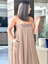 Load image into Gallery viewer, &quot;Macarena&quot; Strapless Wide Leg Jumpsuit
