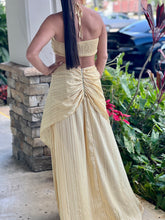 Load image into Gallery viewer, &quot;Buzios&quot; Metallic Solid Skirt Drape Set

