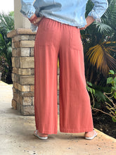 Load image into Gallery viewer, &quot;Sara&quot; Linen Elastic Waist Pants Pants
