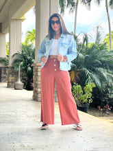 Load image into Gallery viewer, &quot;Sara&quot; Linen Elastic Waist Pants Pants
